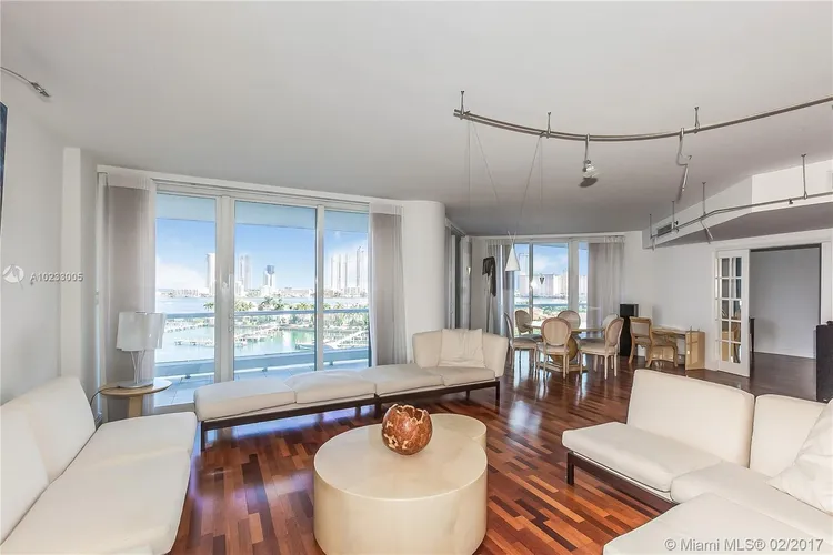 Williams Island 7000 #809 image #14