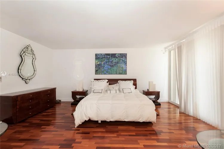 Williams Island 7000 #809 image #24