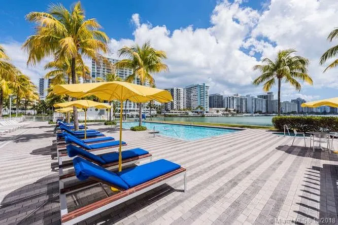 Gorlin at Aqua #103 image #32