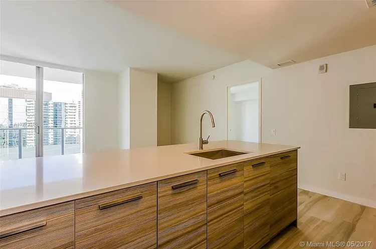 Brickell House #3100 image #11