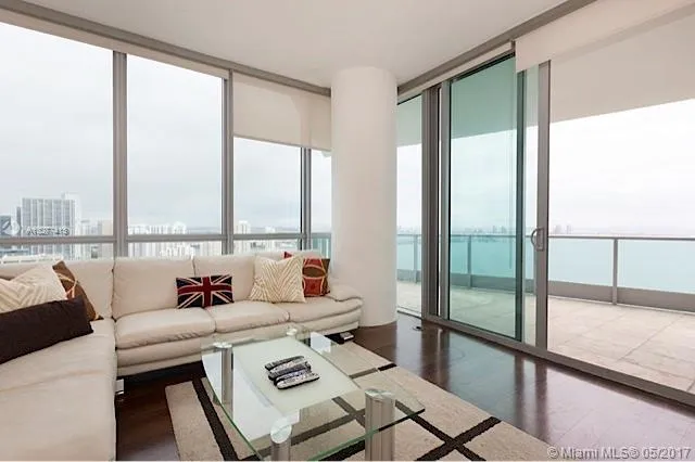 Jade Brickell #4501 image #11