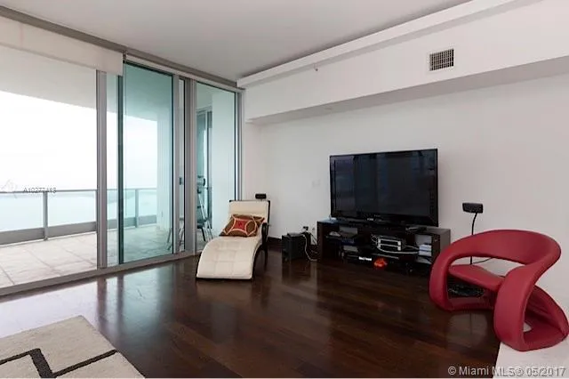 Jade Brickell #4501 image #7