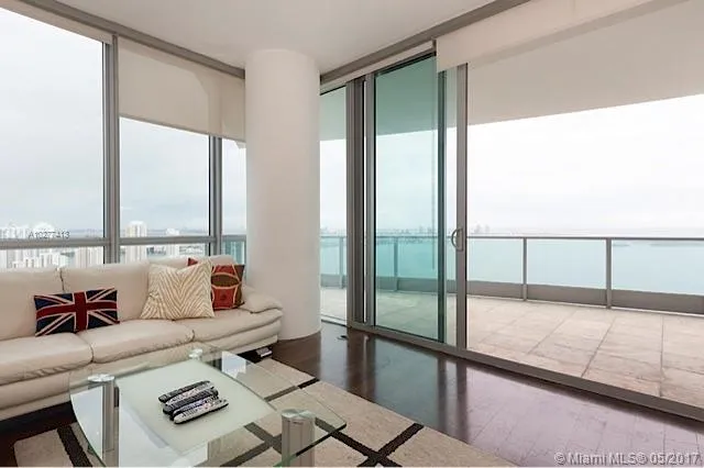 Jade Brickell #4501 image #9