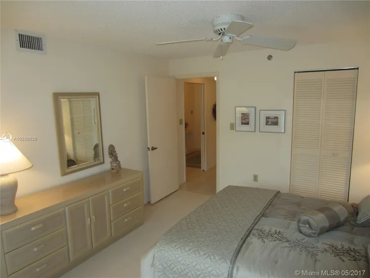 Le Frontenac #501 image #12