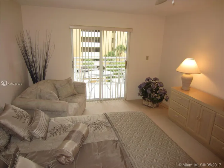 Le Frontenac #501 image #15