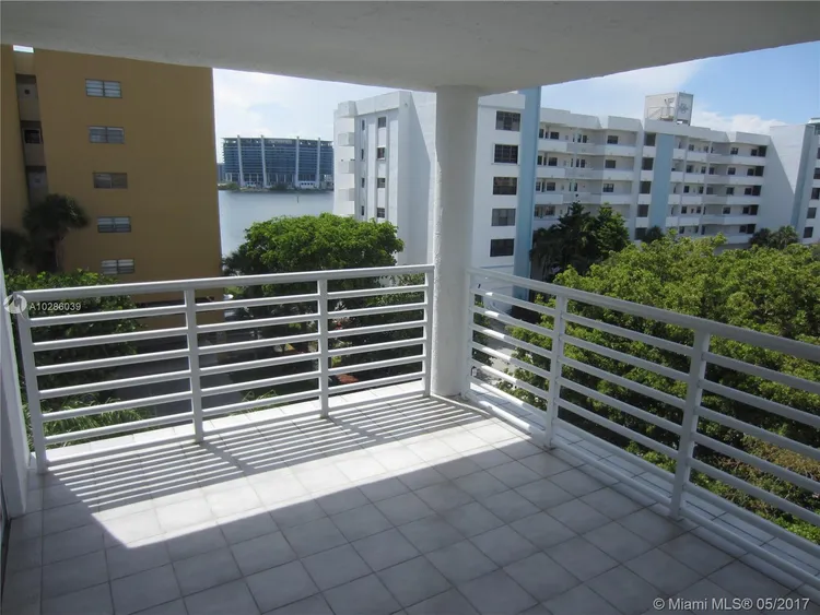 Le Frontenac #501 image #37