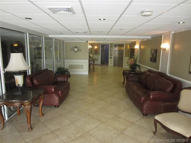 Le Frontenac #501 image #46