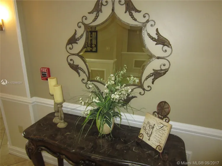 Le Frontenac #501 image #47