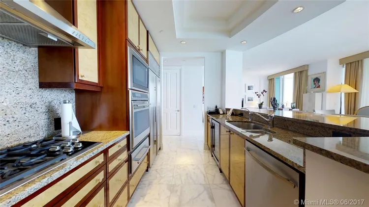 One Bal Harbour #1401 image #17