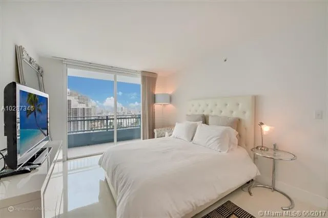 Yacht Club at Portofino #2611 image #6