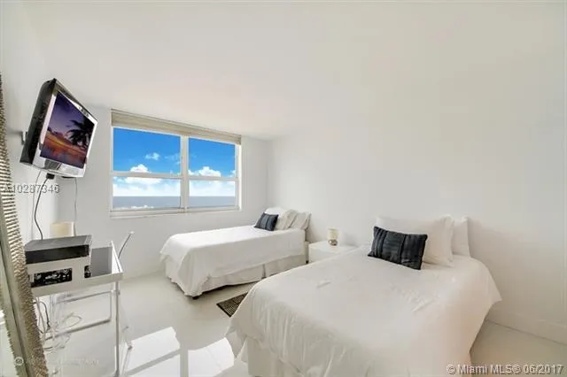 Yacht Club at Portofino #2611 image #8