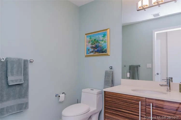 Paramount Bay #2902 image #33