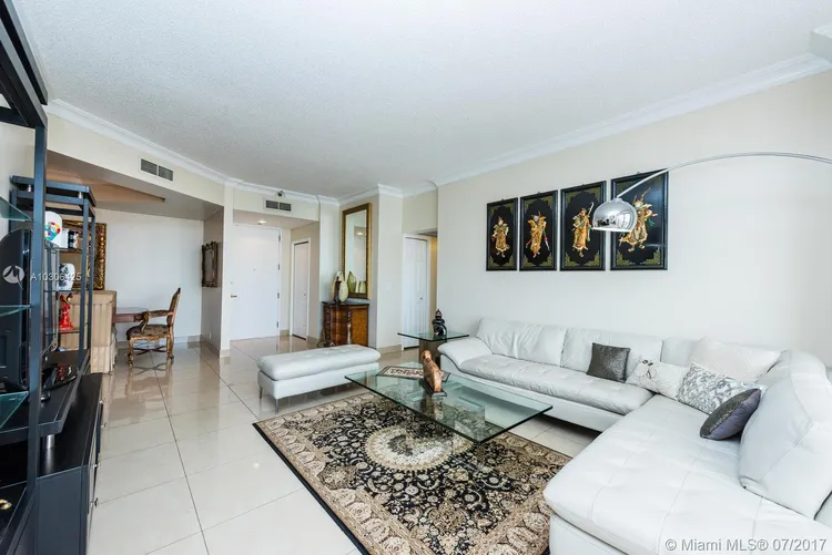 Turnberry Towers #TSF image #16