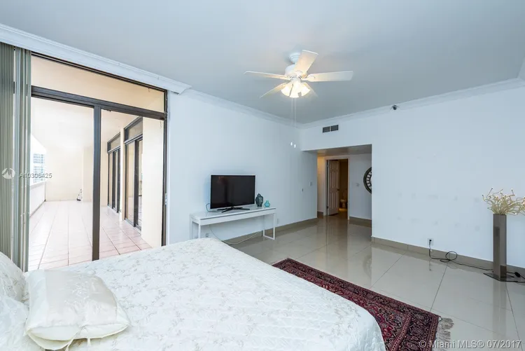 Turnberry Towers #TSF image #28