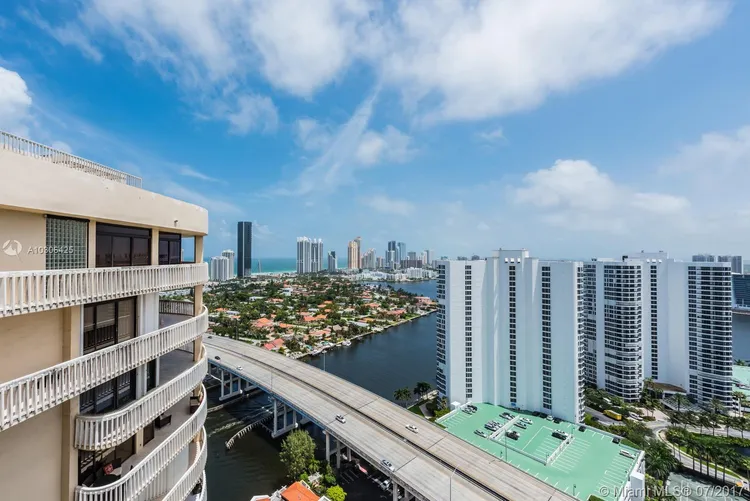 Turnberry Towers #TSF image #32