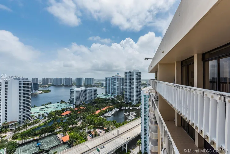 Turnberry Towers #TSF image #39