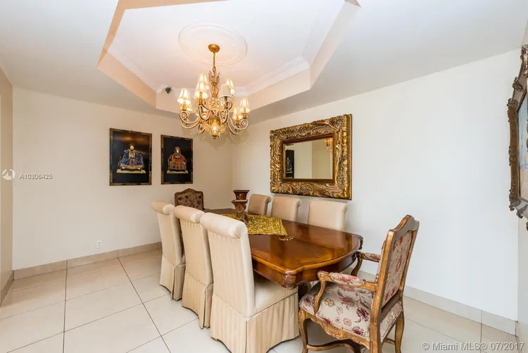 Turnberry Towers #TSF image #7