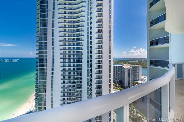 Trump Tower 1 #2807 image #18