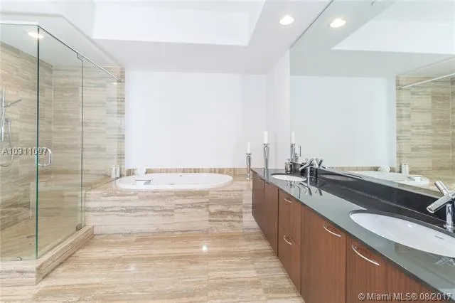 Trump Tower 1 #2807 image #9