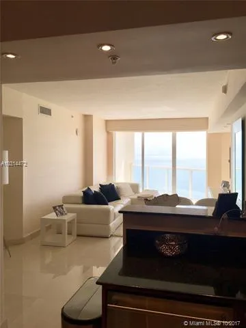 La Perla #3301 image #19