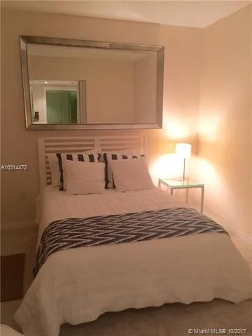 La Perla #3301 image #32