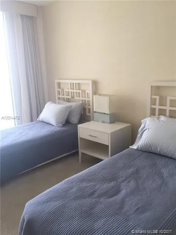 La Perla #3301 image #35