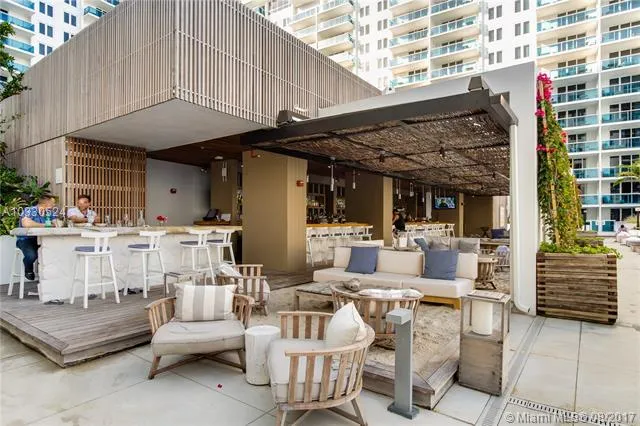 Roney Palace #934 image #30