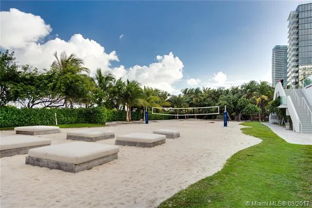 Roney Palace #934 image #33