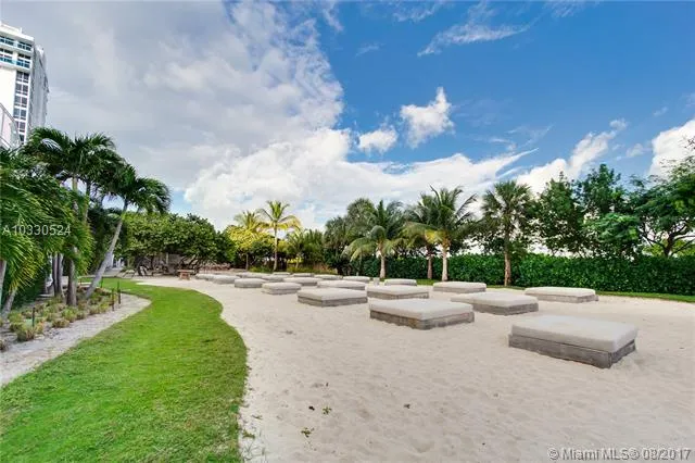 Roney Palace #934 image #34