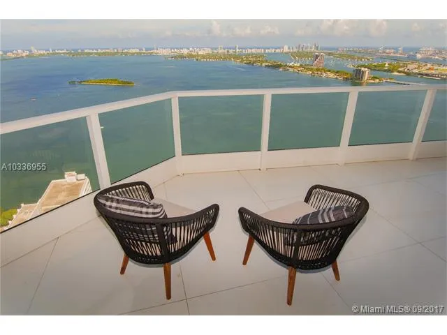 Paramount Bay #3701 image #16