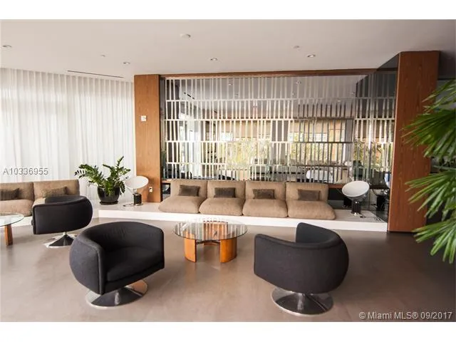 Paramount Bay #3701 image #26