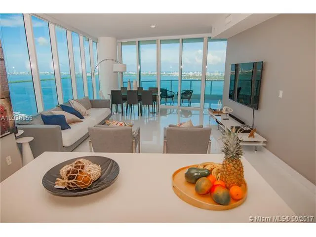 Paramount Bay #3701 image #6