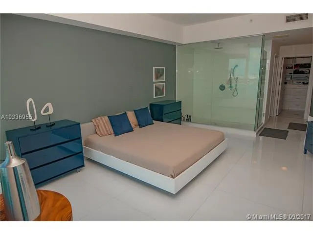 Paramount Bay #3701 image #8