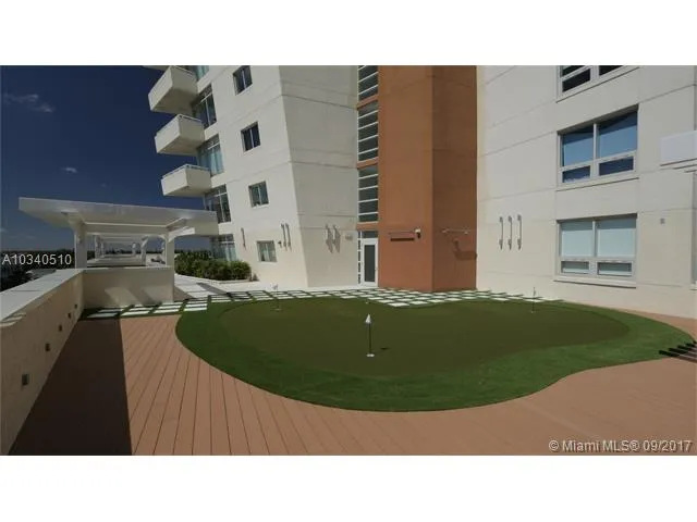 Midblock Condominium #920 image #7