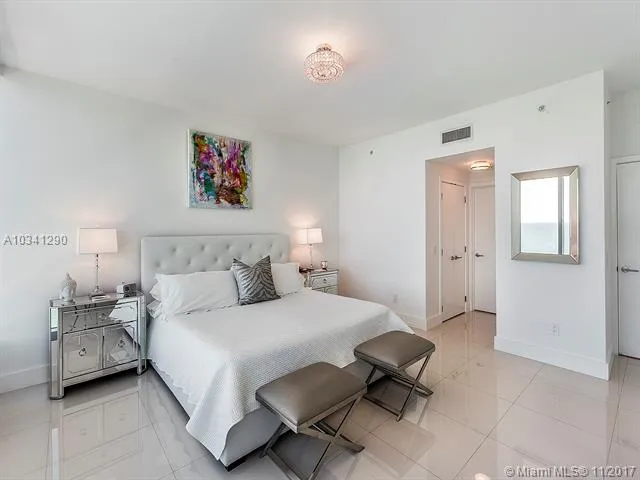 Carillon Condo North Tower #1707 image #11