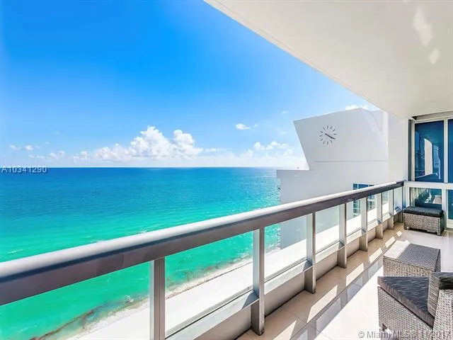 Carillon Condo North Tower #1707 image #14