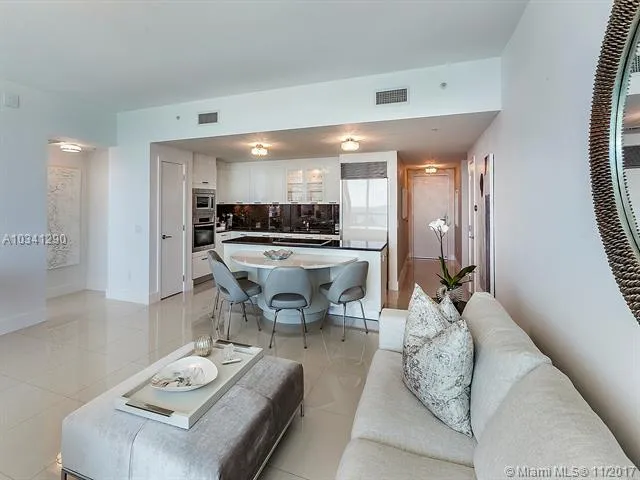 Carillon Condo North Tower #1707 image #6