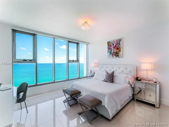 Carillon Condo North Tower #1707 image #8