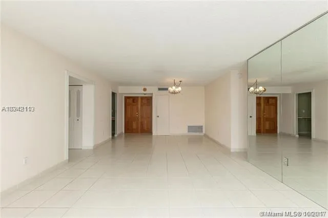 Bayshore Place #1604B image #6