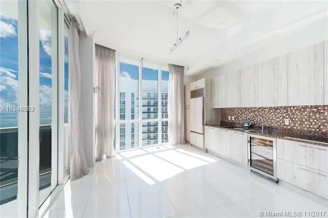 Trump Tower 2 #4101 image #10