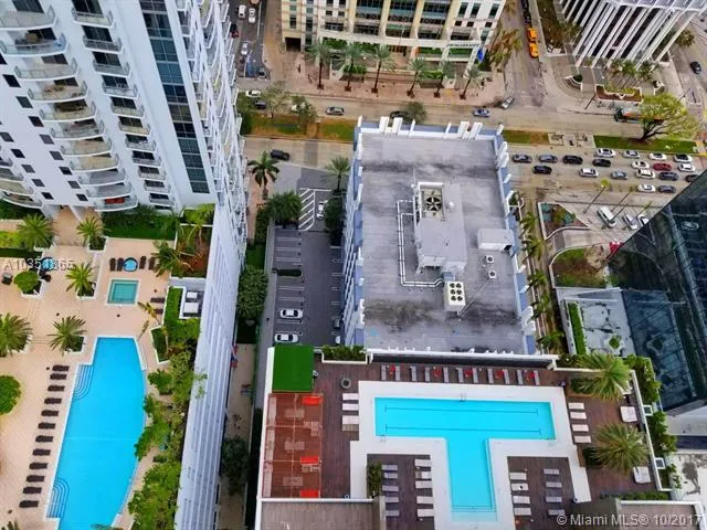 The Bond #3606 image #10