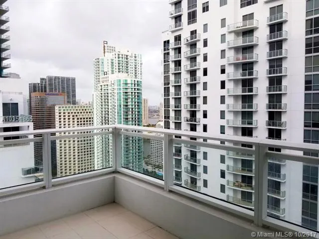 The Bond #3606 image #13