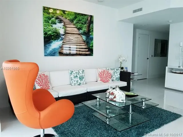 The Bond #3606 image #19