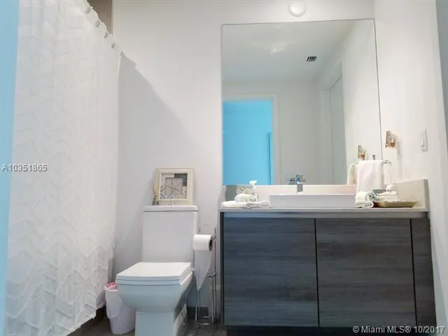 The Bond #3606 image #28