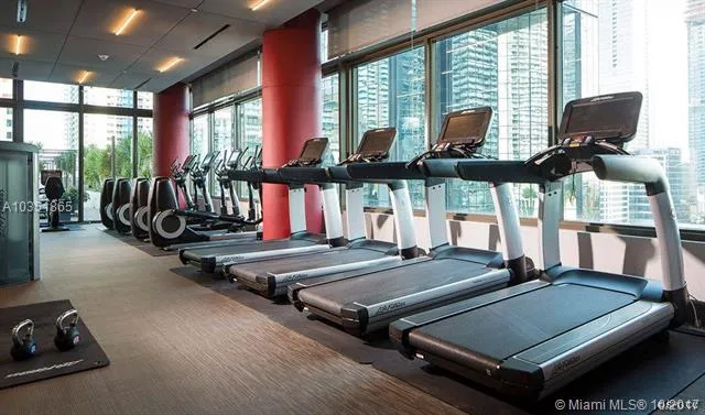 The Bond #3606 image #8