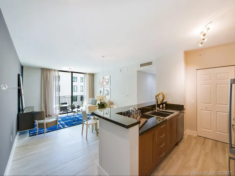 1300 Ponce #714 image #8