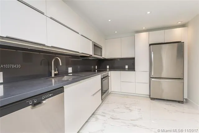 Bayshore Place #1404B image #23