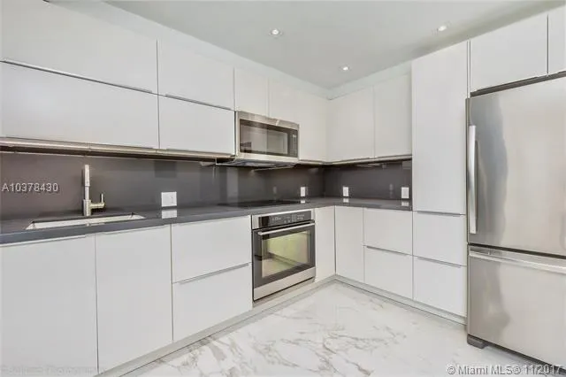 Bayshore Place #1404B image #24