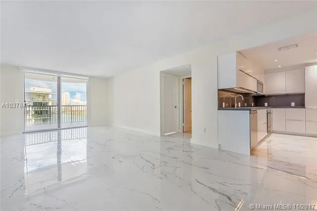 Bayshore Place #1404B image #28