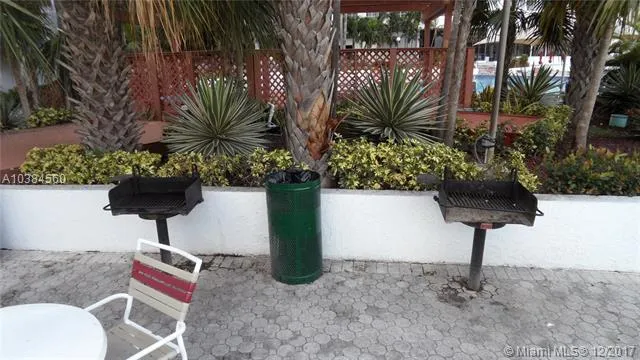 Four Ambassadors #825 image #13